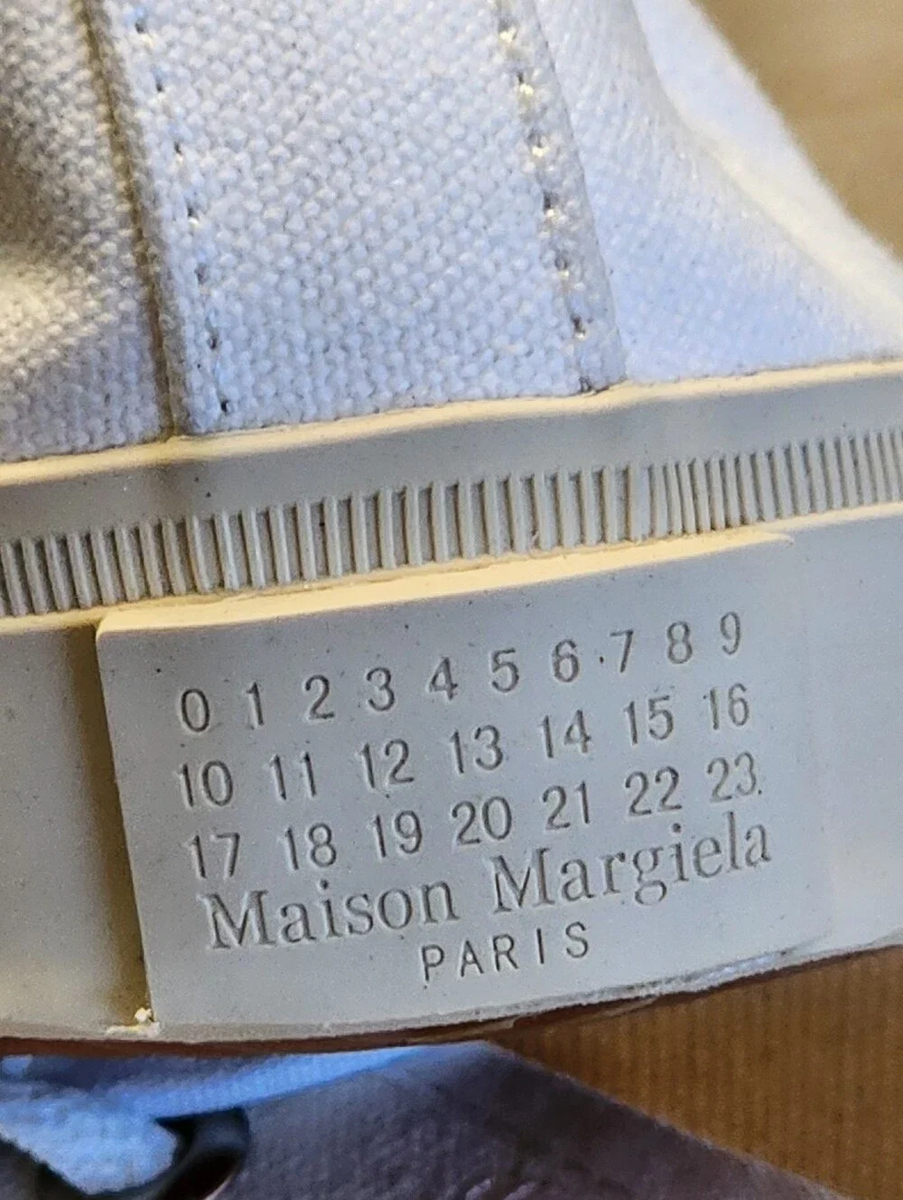 Authentic Maison Margiela Tabi Womens's Low-top Canvas Sneakers